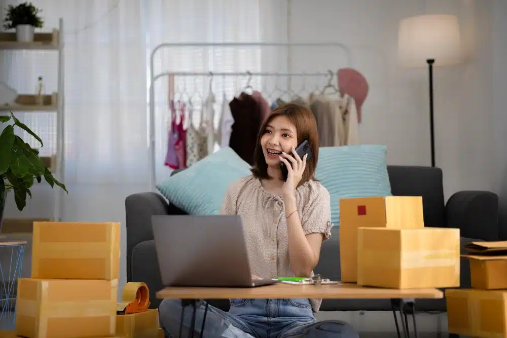An entrepreneur lady on her cellphone